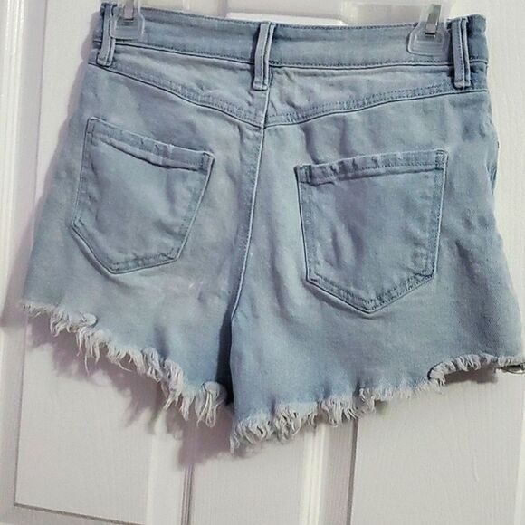 Rewash Light Wash Distressed Fringed High Waist Mom Jean Shorts - Picture 5 of 9